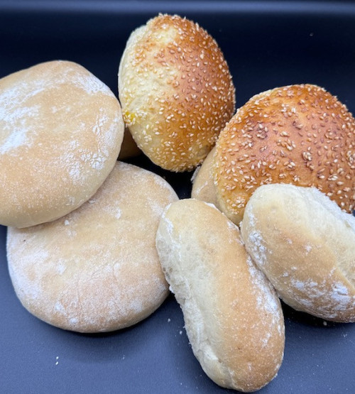 Faluches et petit pain de table