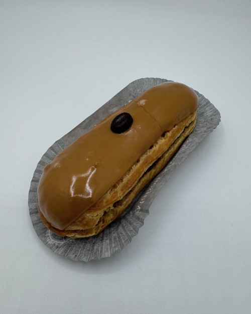 Eclair Café