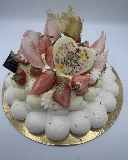 Pavlova Fraise rhubarbe fleur de sureau (taille unique 6 pers)